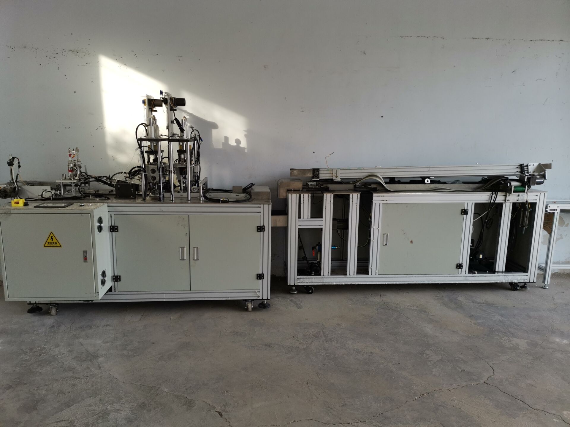 машина для изготовления масок для взрослых 1 + 2 (5)