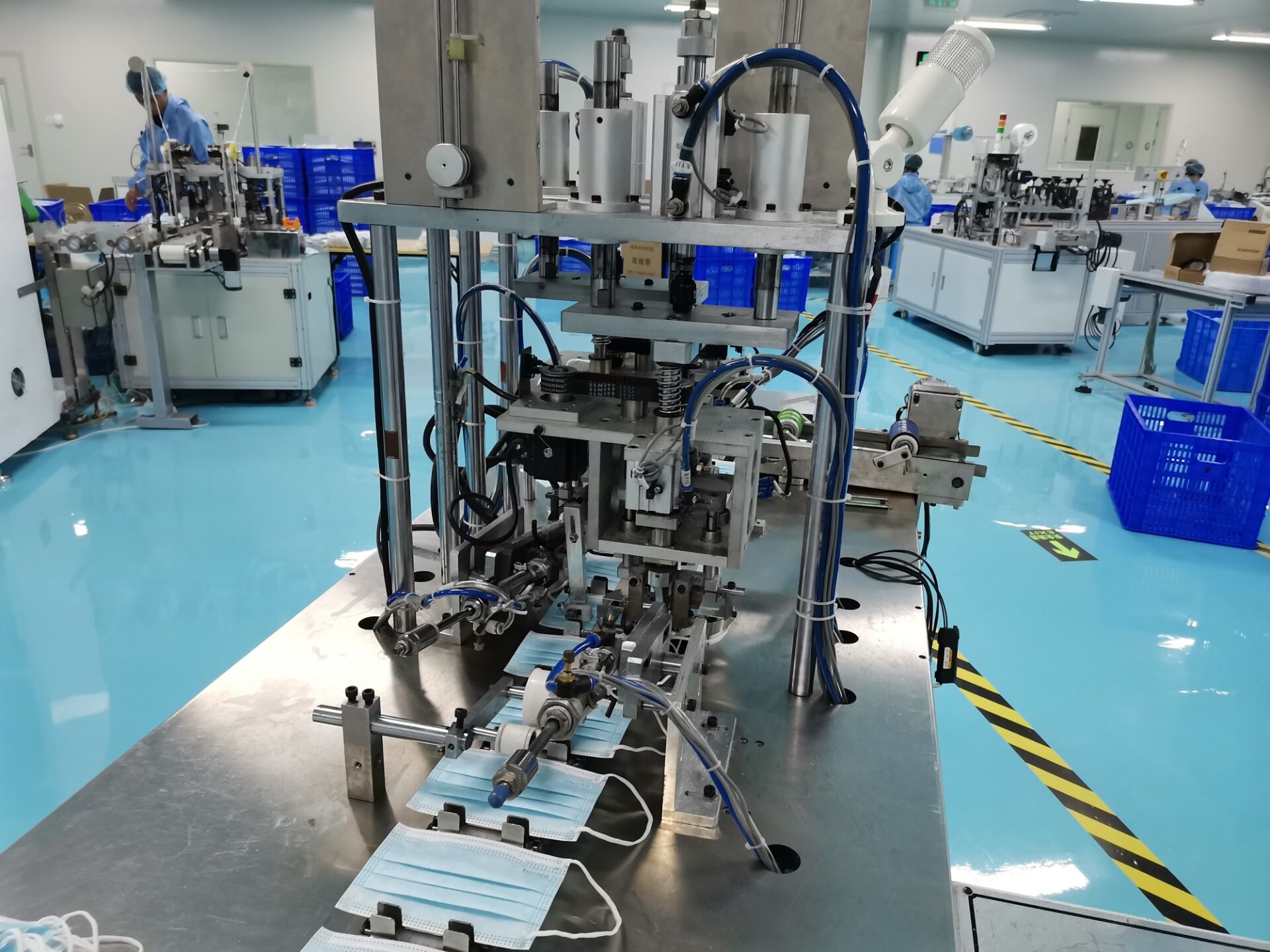 машина для изготовления масок для лица (3)